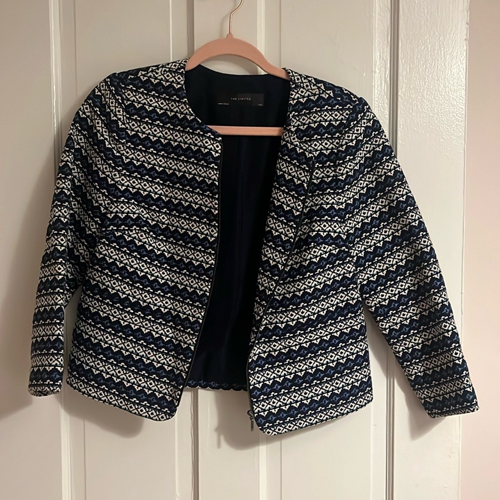 the limited, blue and teal 3/4 length sleeve blazer